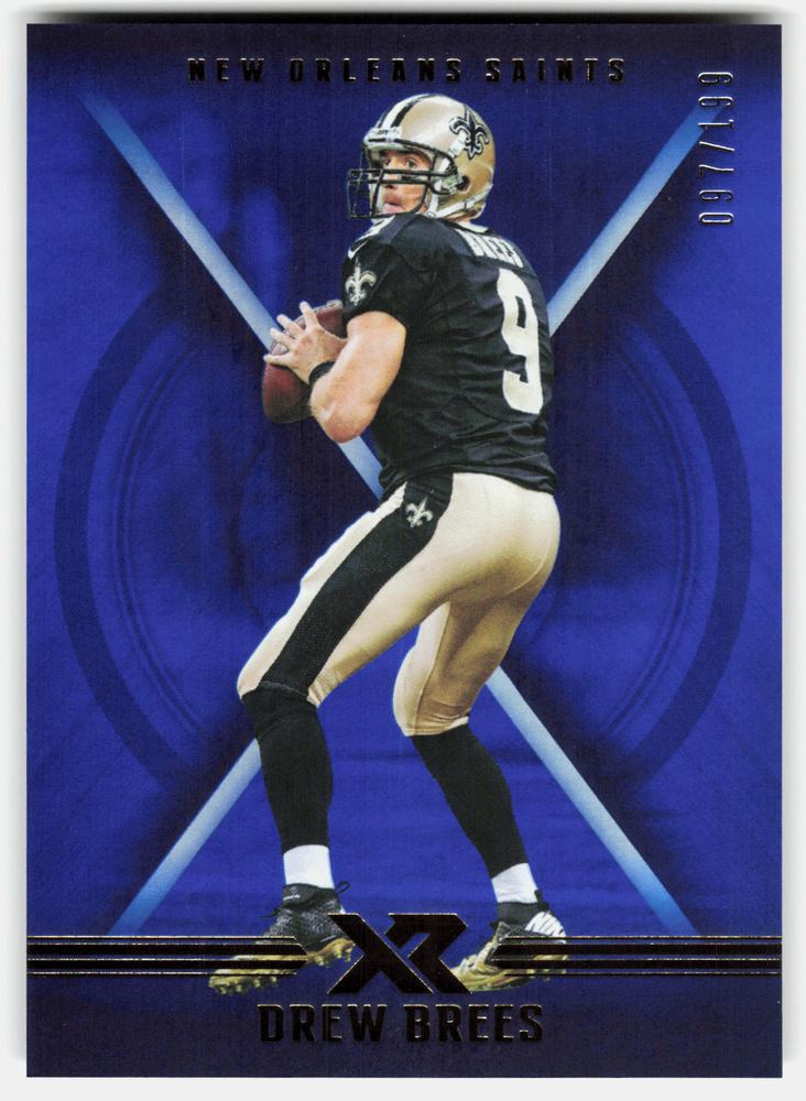 Front of the Drew Brees card, item L11-010