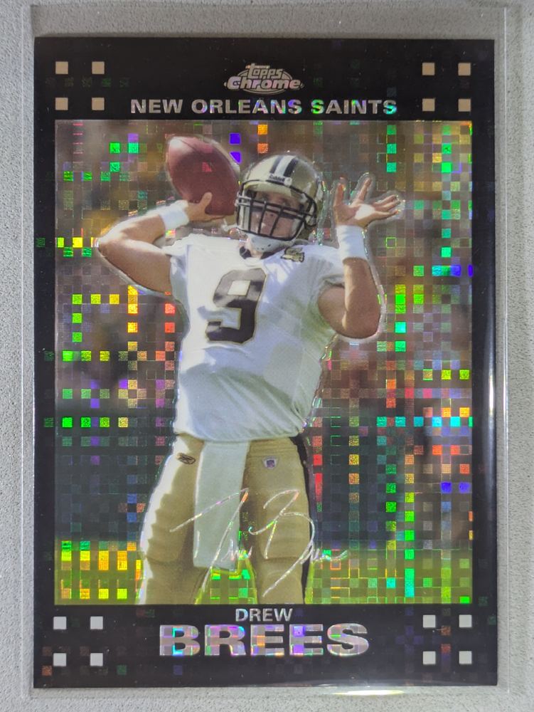 Front of the Drew Brees card, item L12-020