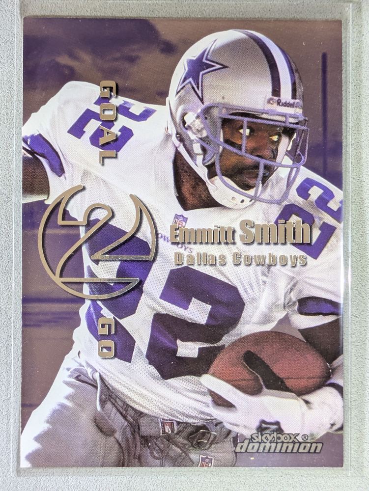 Front of the Emmitt Smith card, item L12-024