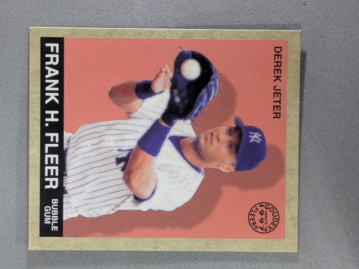 Front of the Derek Jeter card, item L2-002