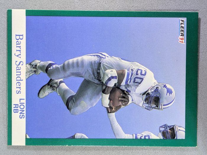 Front of the Barry Sanders card, item L2-019