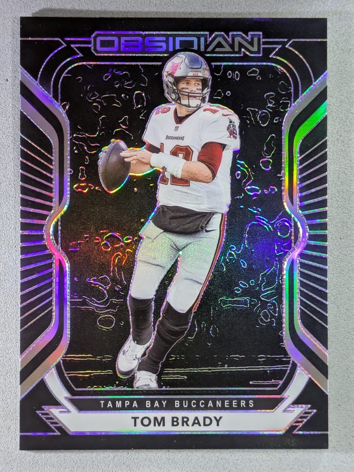 Front of the Tom Brady card, item L3-003