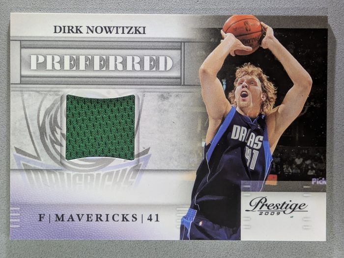 Front of the Dirk Nowitzki card, item L3-005