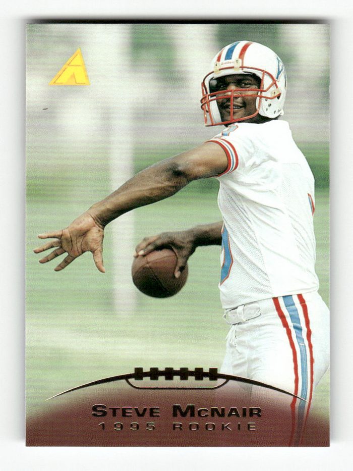 Front of the Steve McNair card, item L4-011