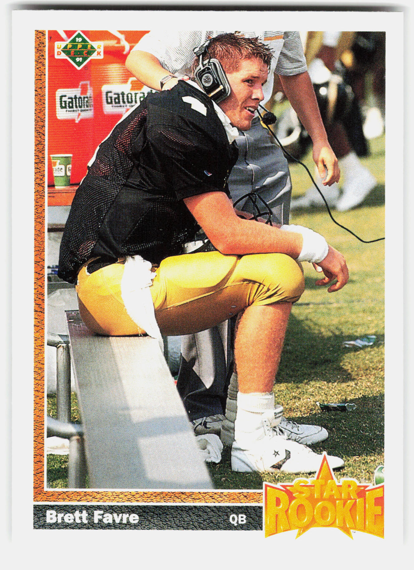 Front of the Brett Favre card, item L6-006